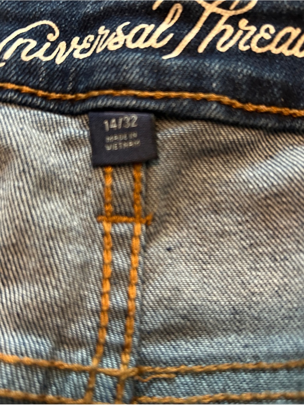 Universal Thread Blue Denim Shorts with Contrast Stitching - Picture 3 of 3